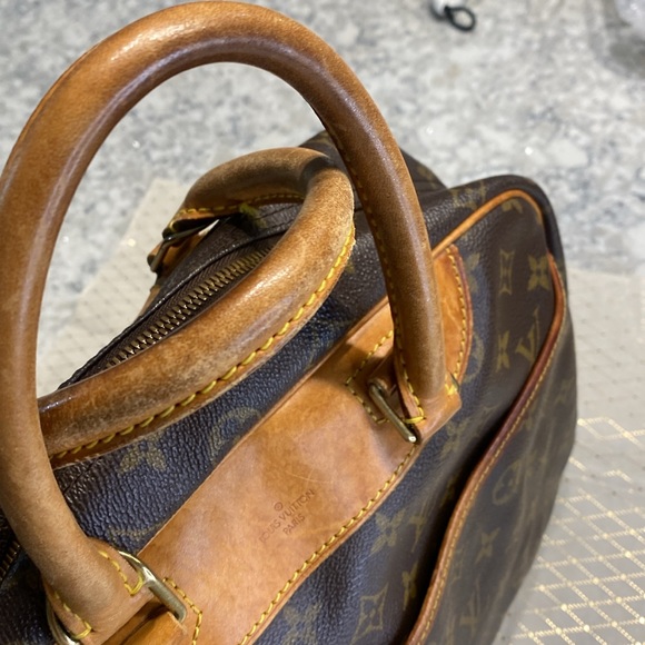 Louis Vuitton Deauville - Picture 9 of 15